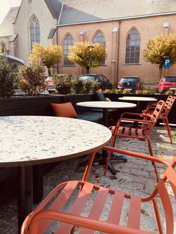 Terras van Bar Frans